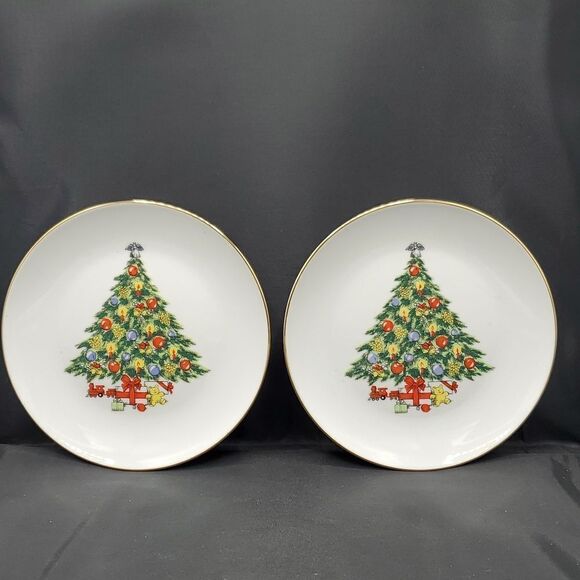Jamestown China Christmas Tree Salad or Dessert Plate with Gold Trim 7.75" Set 2 - Picture 1 of 6